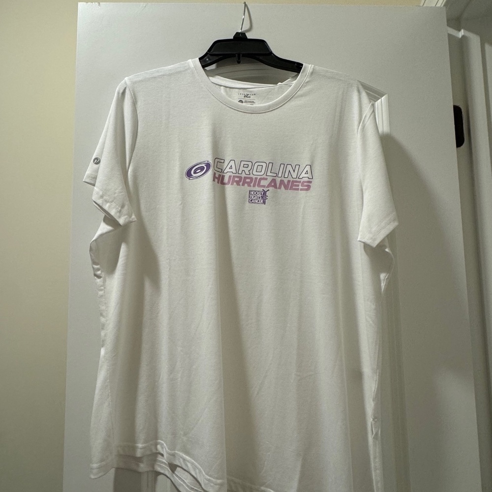 Carolina Hurricanes Hockey Fights Cancer Women's Shirt--NEW. Size XXL